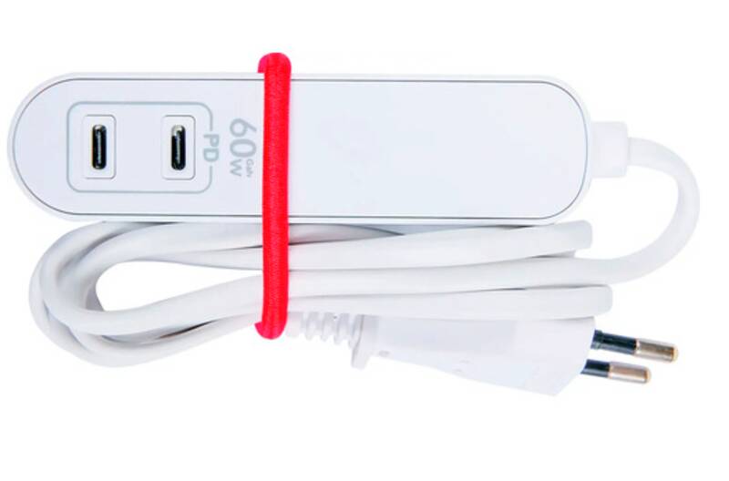 TRAVEL STATION EU USB-C