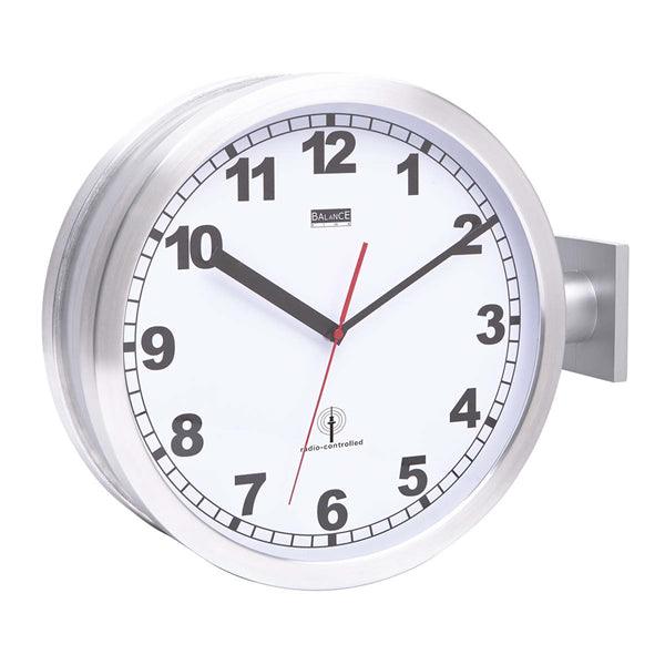 Funkgesteuerte Wanduhr 38 cm analog Silber/Weiss - handy.ch