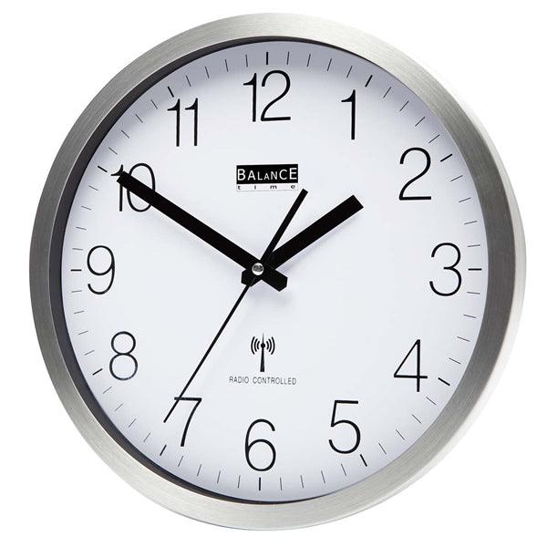 Funkgesteuerte Wanduhr 30 cm analog Silber/Weiss - handy.ch