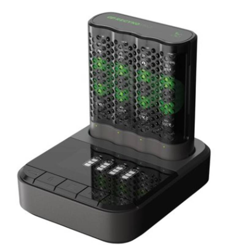 USB-Ladegerät GP P461,  inkl. 4x ReCyko Pro AA 2000mAh &USB