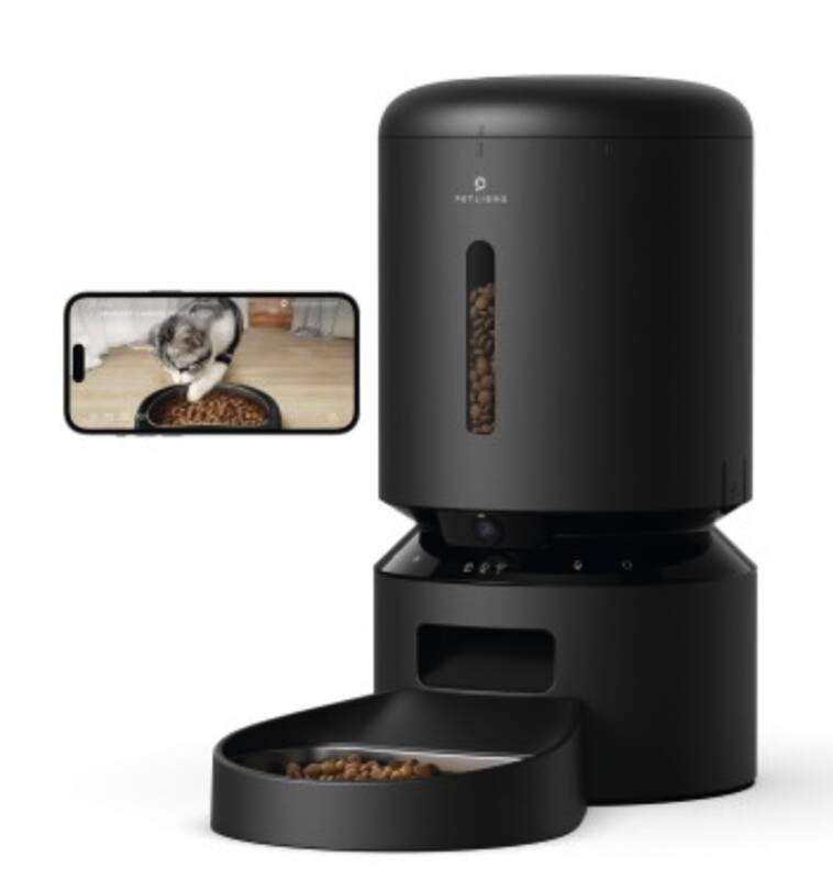 Granary Camera Monitoring Feeder 1695098